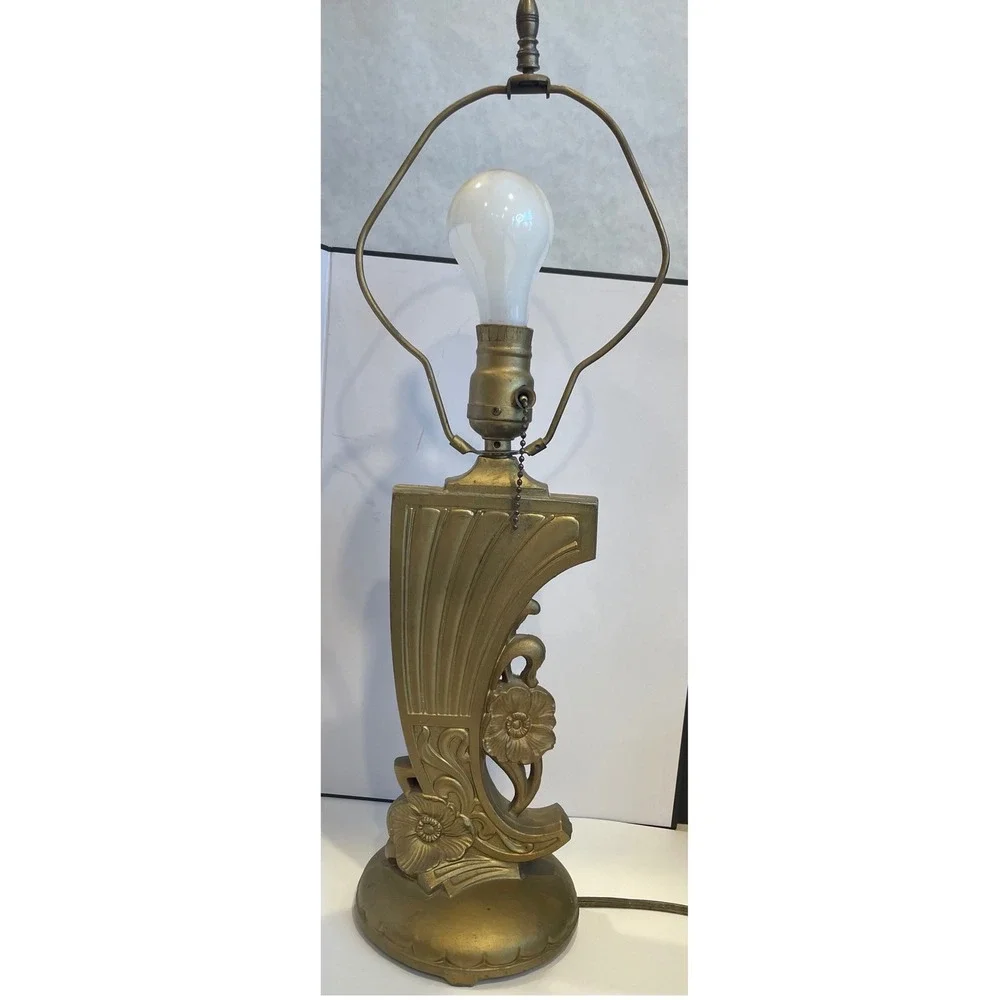 Regency Lamp